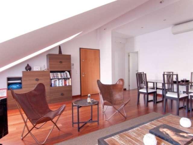 Apartamento alugar em Bairro de Campolide, Lisboa