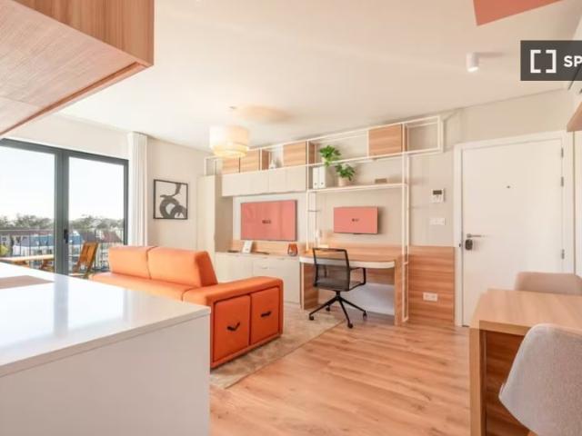 Apartamento alugar em Alta de Lisboa, Lisboa