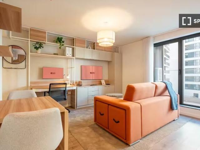 Apartamento alugar em Alta de Lisboa, Lisboa