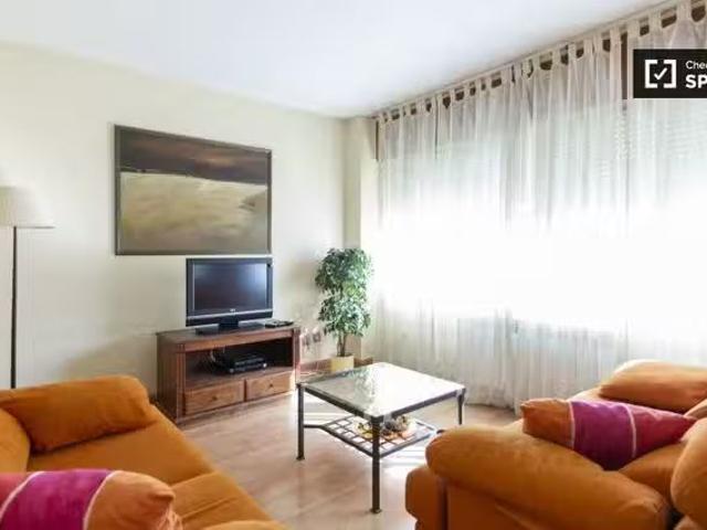 Apartamento en alquiler en Ciudad Lineal, Madrid