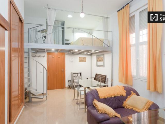 Apartamento en alquiler en Sevilla, El Arenal