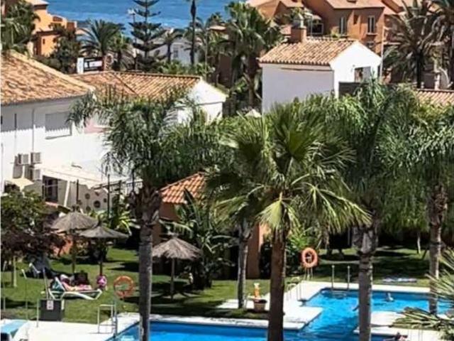 Apartamento en alquiler en Castillo de la Duquesa, Costa del Sol Occidental