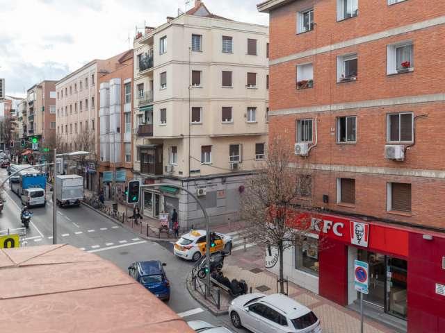 Apartamento en alquiler en Madrid, Almendrales