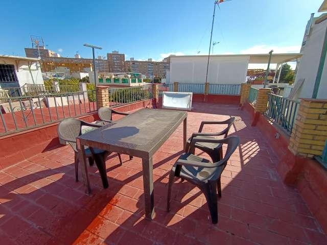 Apartamento en alquiler en Cerro-Amate, Sevilla