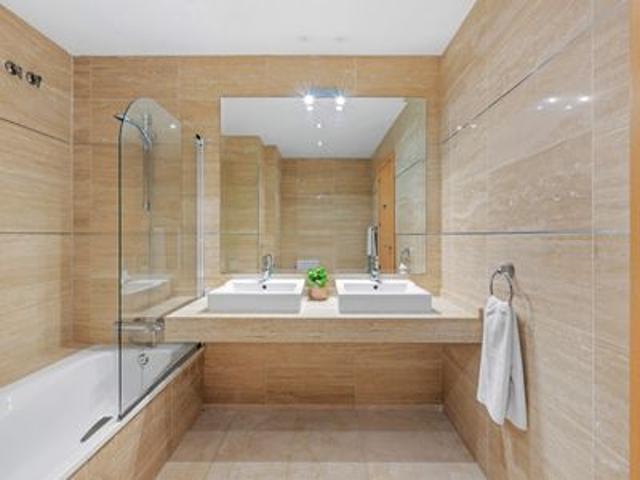 Apartamento en venta en Benahavís