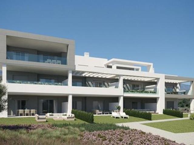 Apartamento en venta en Estepona
