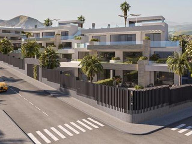 Apartamento en venta en Estepona