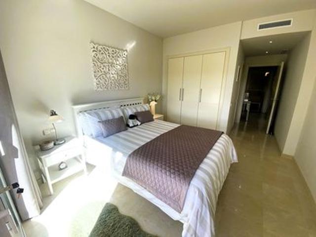 Apartamento en venta en Estepona