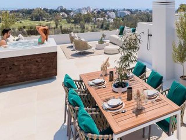 Apartamento en venta en Estepona