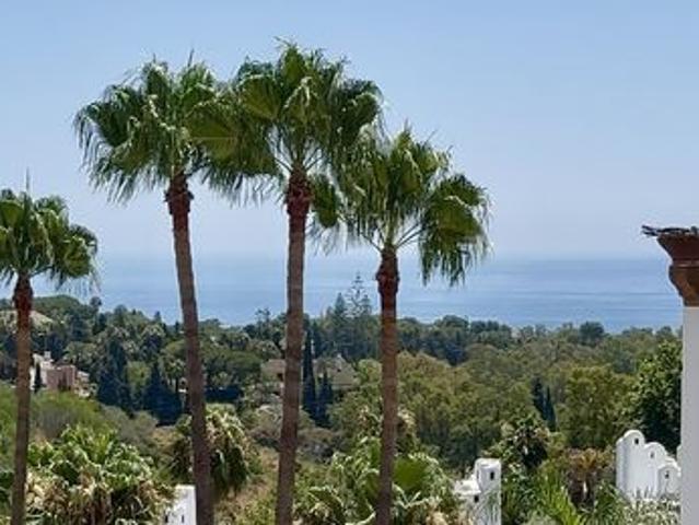 Apartamento en venta en Estepona