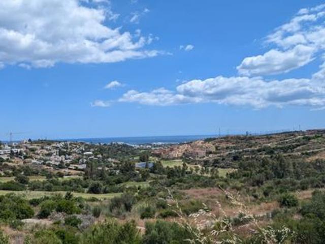 Apartamento en venta en Estepona