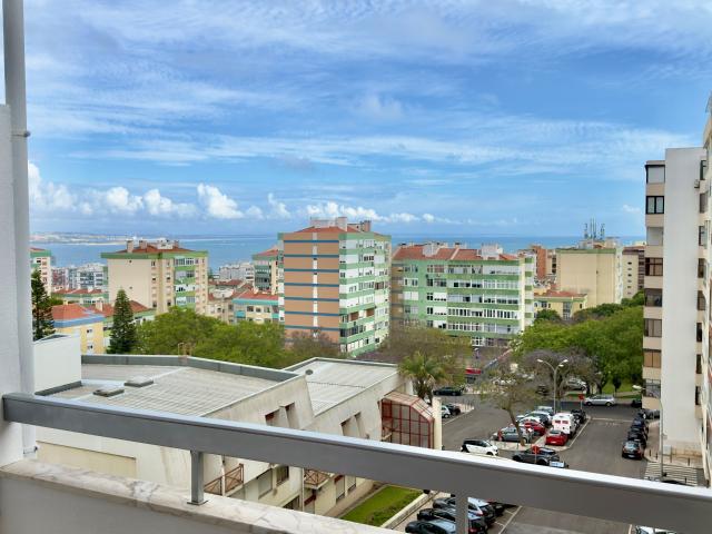 Apartamento alugar em Oeiras, Lisboa