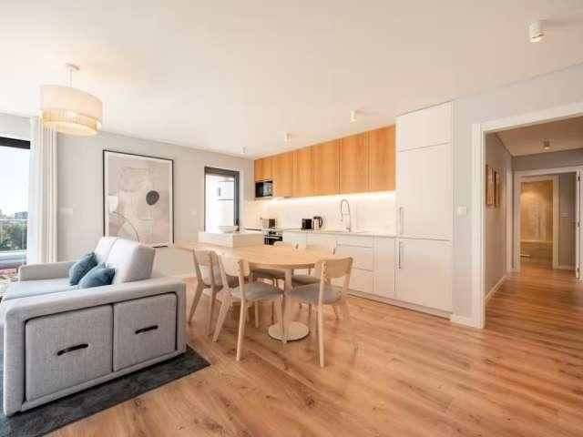 Apartamento alugar em Alta de Lisboa, Lisboa