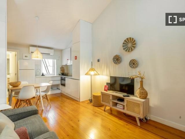 Apartamento alugar em Misericórdia, Lisboa