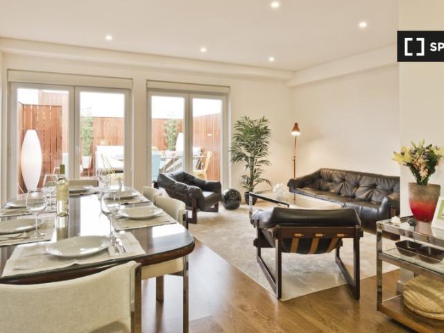 Apartamento alugar em Santo António, Lisboa