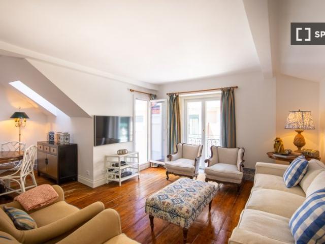 Apartamento alugar em Santa Catarina, Lisboa