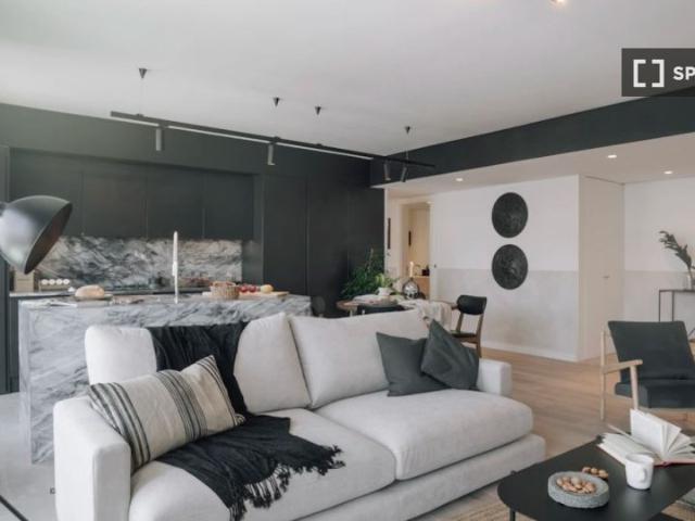 Apartamento alugar em Estrela, Lisboa