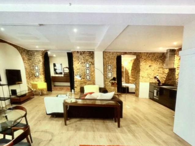 Apartamento alugar em São Vicente de Fora, Lisboa