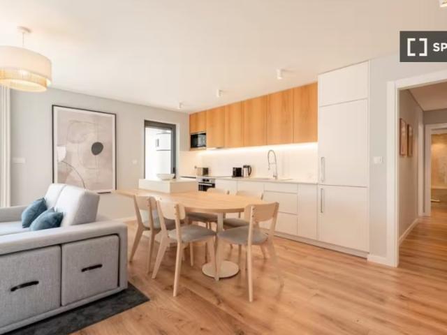 Apartamento alugar em Alta de Lisboa, Lisboa
