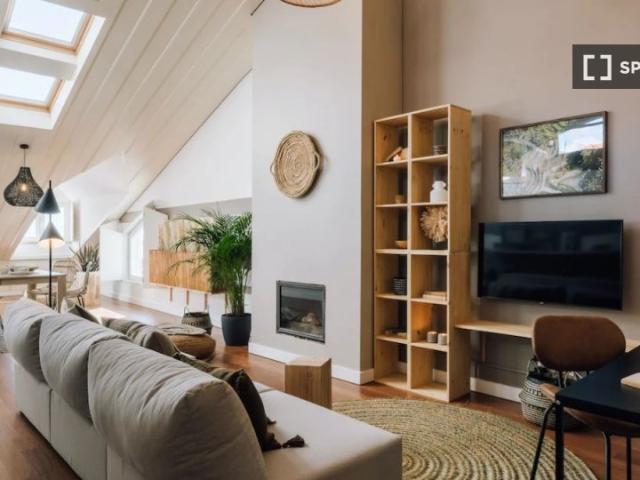 Apartamento alugar em Misericórdia, Lisboa