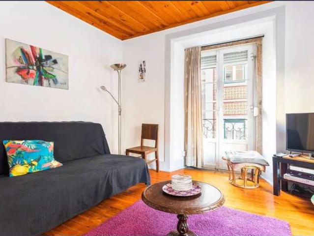 Apartamento alugar em São Vicente de Fora, Lisboa