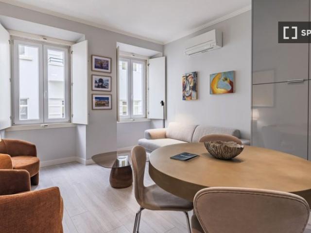 Apartamento alugar em Misericórdia, Lisboa