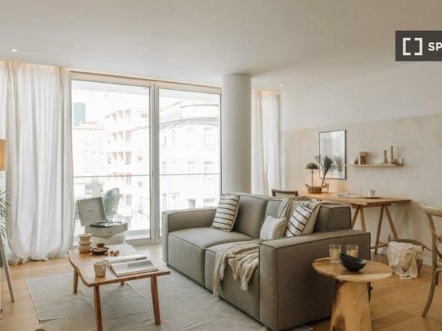 Apartamento alugar em Bairro de São Miguel, Lisboa
