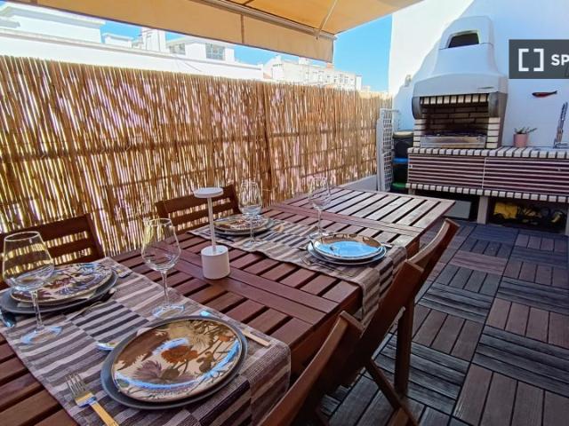 Apartamento alugar em Santiago Dos Velhos, Lisboa