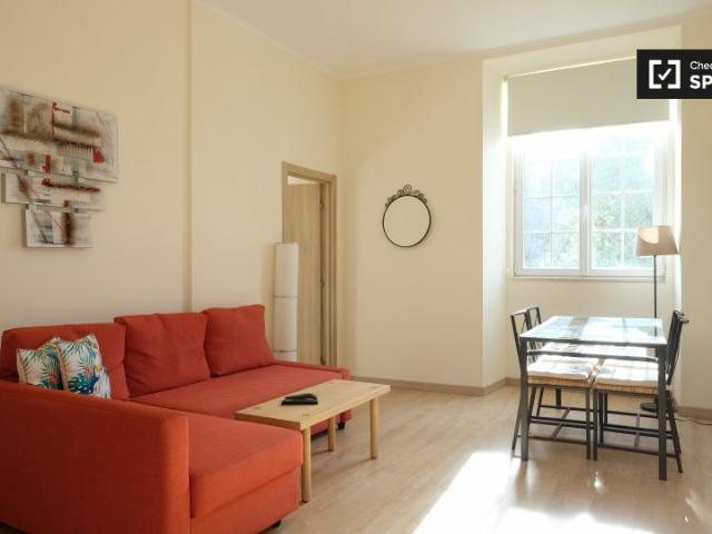 Apartamento alugar em Santo Amaro de Oeiras, Oeiras