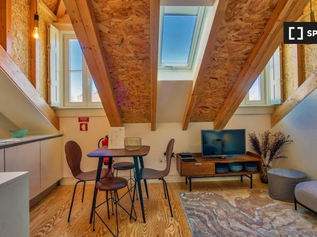 Apartamento alugar em Santa Maria Maior, Lisboa