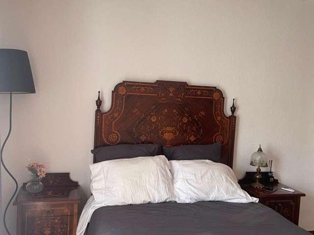 Apartamento alugar em Santo António da Caparica, Almada