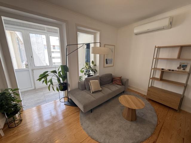 Apartamento alugar em São Vicente de Fora, Lisboa