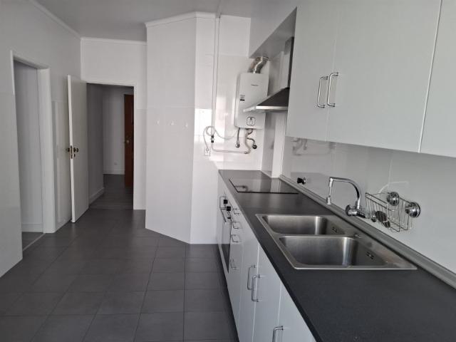 Apartamento alugar em Pedernais, Odivelas