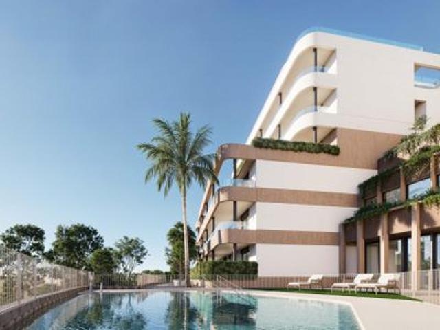Apartamento en venta en Estepona