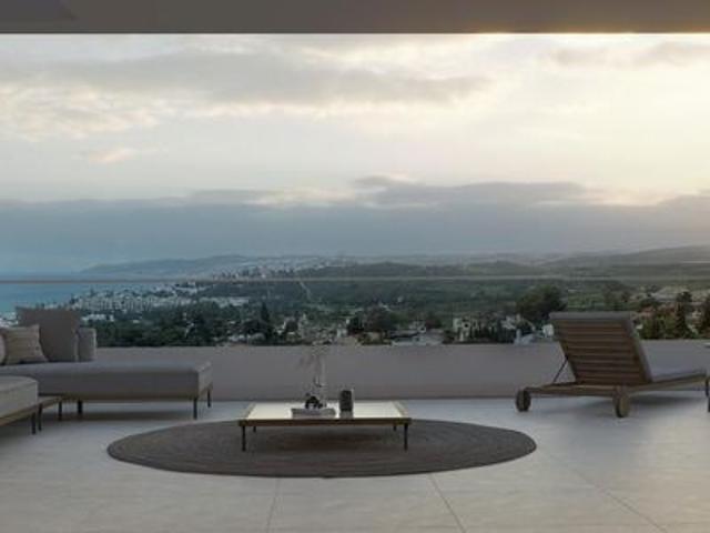 Apartamento en venta en Estepona