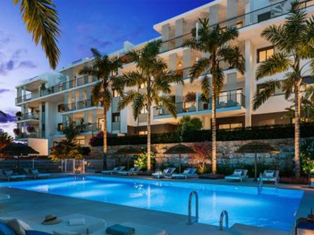 Apartamento en venta en Estepona