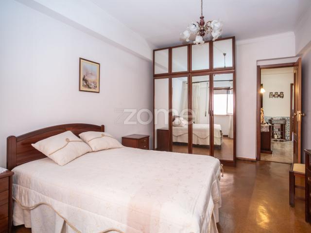Apartamento venda em Alto da Ponte, Almada