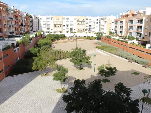 Apartamento alugar em Linda-a-Pastora, Oeiras