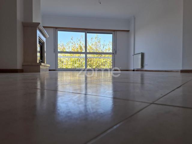 Apartamento venda em Porto Salvo, Oeiras