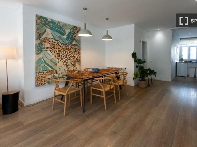 Apartamento alugar em Estrela, Lisboa