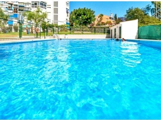 Piso en venta en La Cala del Moral, La Axarquía