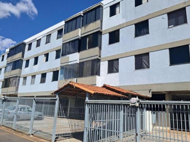 Apartamento venda em QI 14, Guará