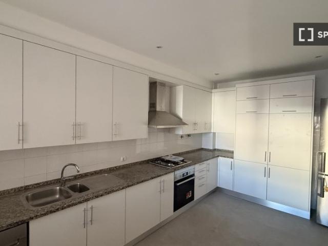 Apartamento alugar em Oeiras, Lisboa