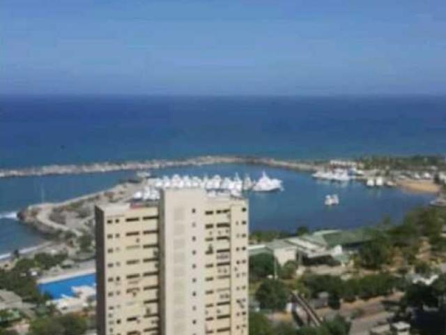 Apartamento en venta en Playa Grande, Catia La Mar