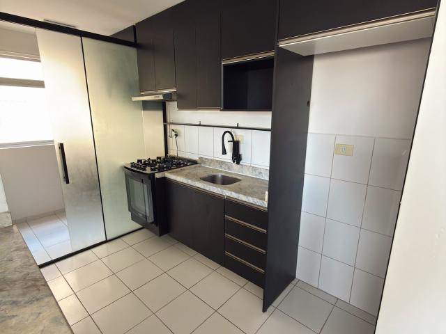 Apartamento aluguel em Sítio Cercado, Curitiba