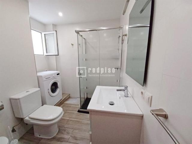 Apartamento en alquiler en Este, Málaga-Costa del Sol