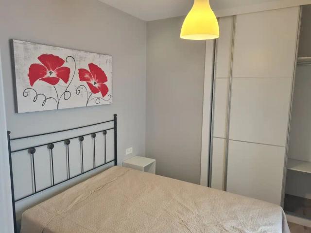 Apartamento en alquiler en Puerto de la Torre, Málaga-Costa del Sol