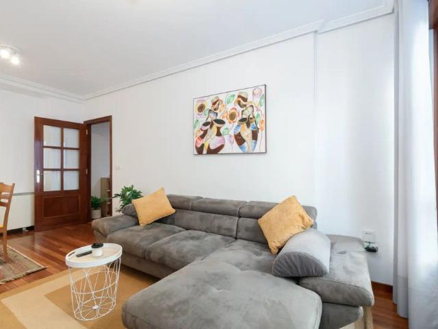 Apartamento en alquiler en Darbo, O Morrazo