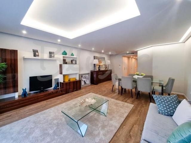 Apartamento venda em Carcavelos, Cascais