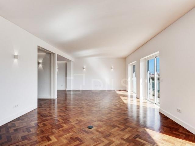 Apartamento venda em Avenidas Novas, Lisboa